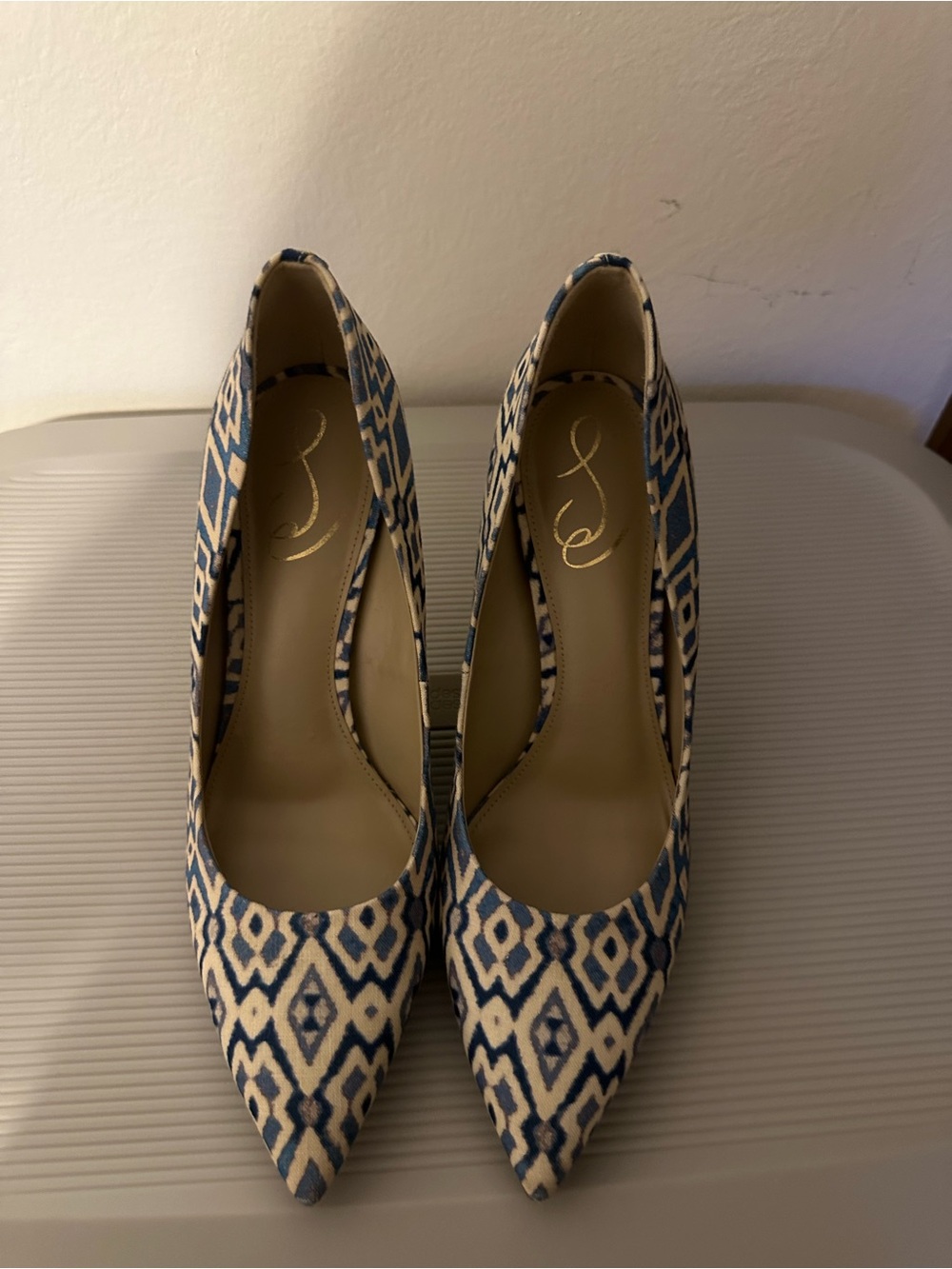 Sam Edelman Blue and Cream Geometric Pointed-Toe Pumps